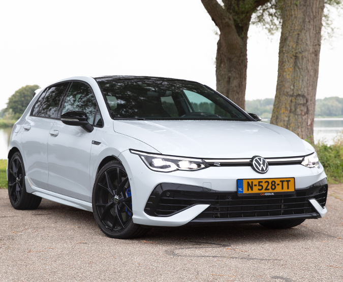 Volkswagen Golf 8R